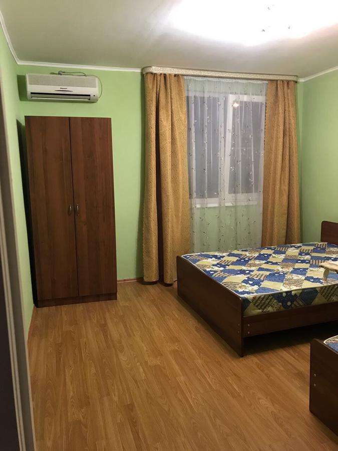 Guesthouse Tigranakert Pitsoenda Buitenkant foto